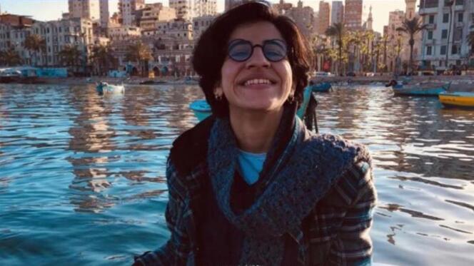 La militante LGBT Sara Hegazy s’est suicidée, le 14 juin 2020. Elle s’était exilée au Canada après avoir été emprisonnée durant trois mois au Caire où elle aurait été torturée, selon ses proches.