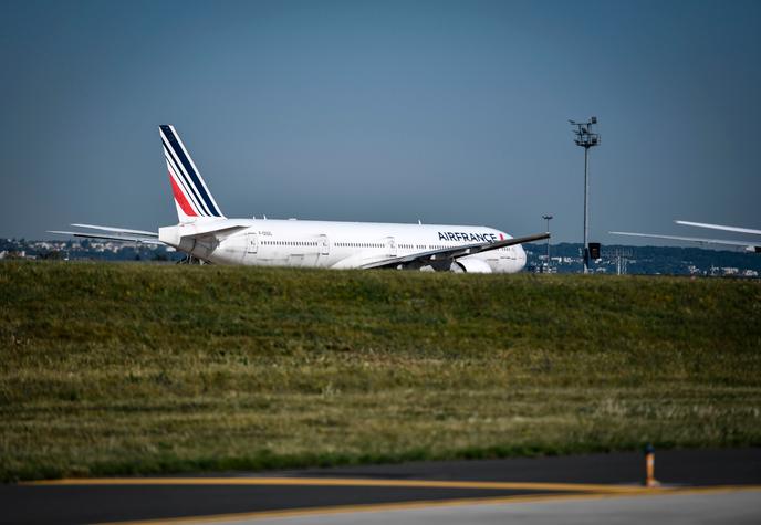 Inquietude Chez Air France Avant L Annonce De Coupes Dans Les
