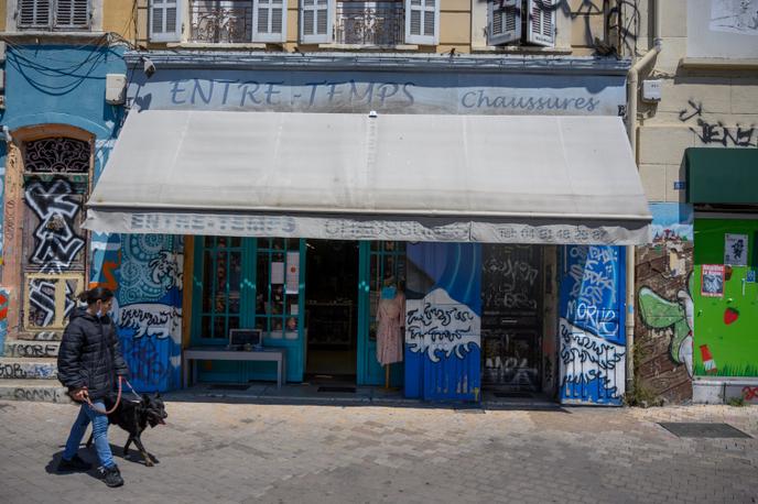 Un magasin de chaussures, à Marseille (Bouches-du-Rhône), le 2 juin.