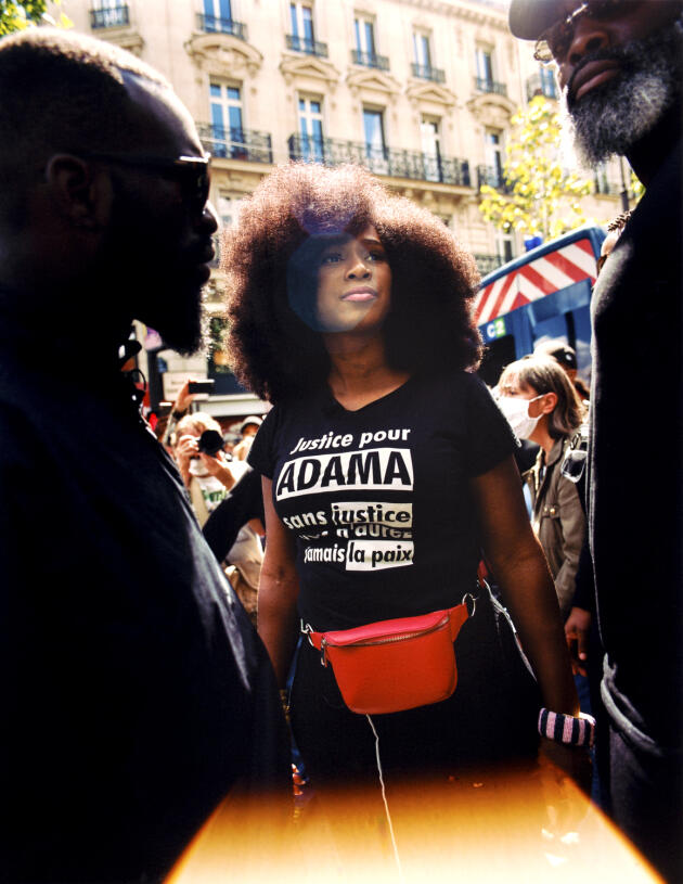 Assa Traoré lors de la manifestation contre les violences policières et le racisme, place de la République, à Paris, le 13 juin.
