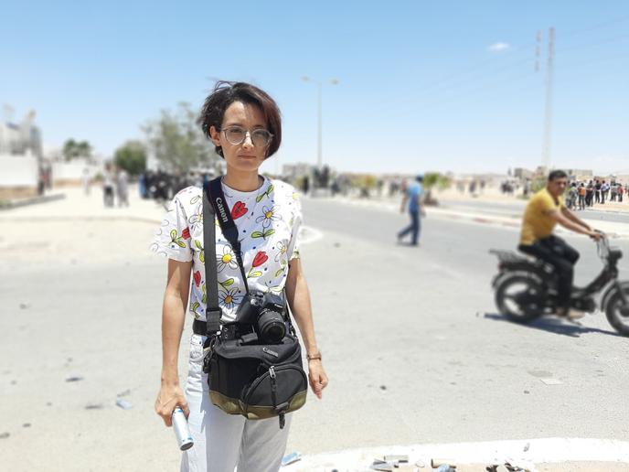 Nada Essaghier, 25 ans et jeune photographe indépendante, à Tataouine, en juin 2020.