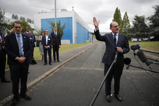 Le premier ministre, Jean Castex, s’est rendu samedi 4 juillet à Corbeil-Essonnes sur le site de recherche et de production de semi-conducteurs du groupe X-FAB France.