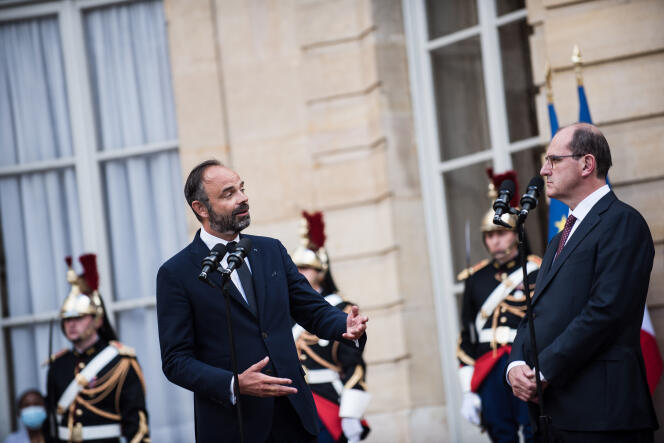 Passation des pouvoirs à Matignon entre le premier ministre sortant, Edouard Philippe, et son successeur, Jean Castex, le 3 juillet 2020.