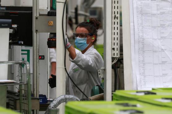 Valeo Met La Pression Sur Ses Salari s En France Pour R duire Ses Co ts