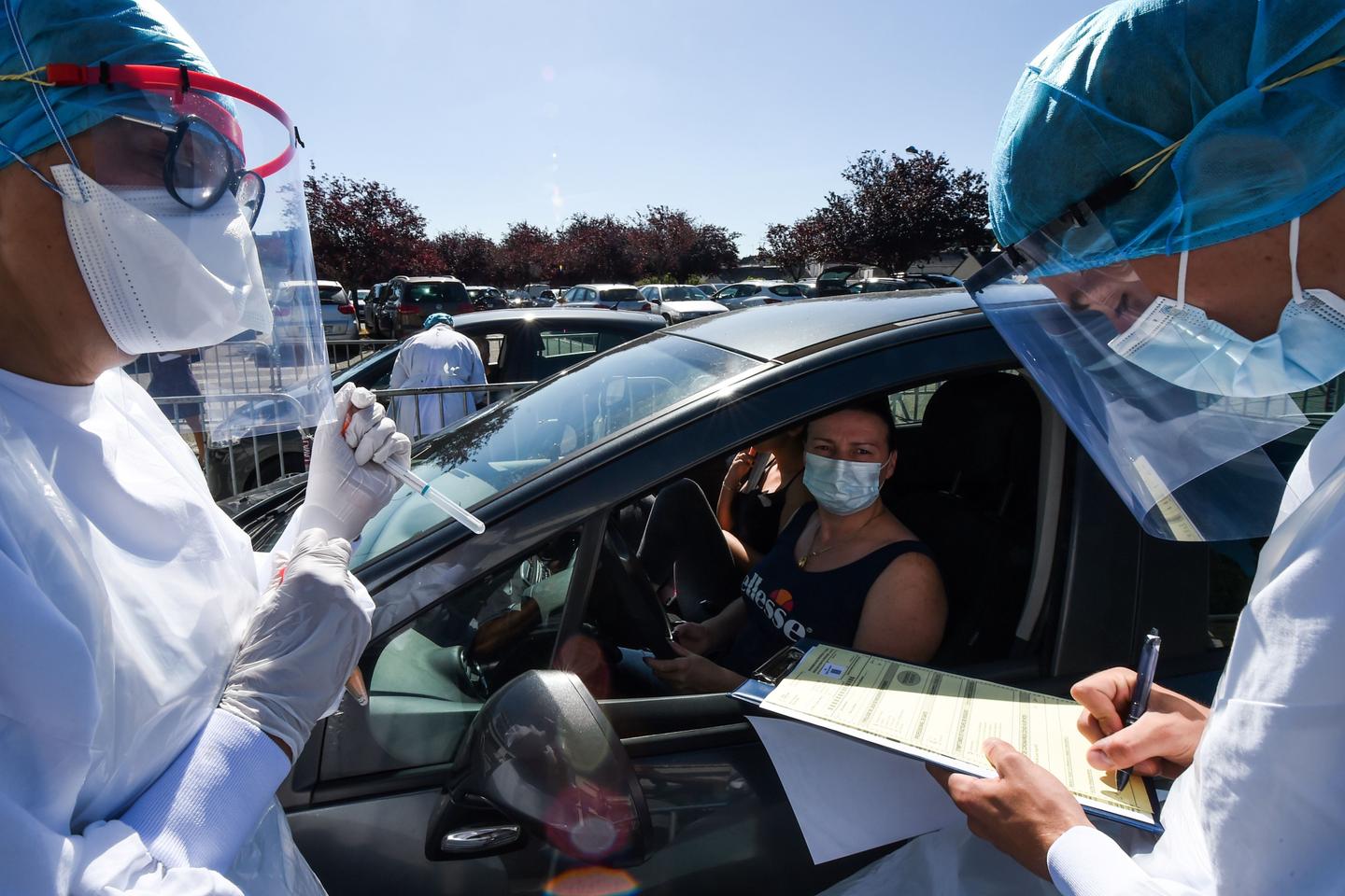 L&rsquo;&eacute;pid&eacute;mie de Covid-19 a fait officiellement plus de 30&nbsp;000&nbsp;morts en France