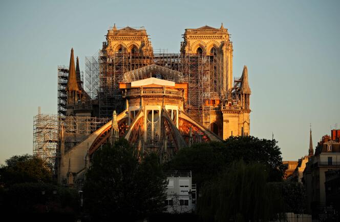 La cathédrale Notre-Dame de Paris, le 14 avril.