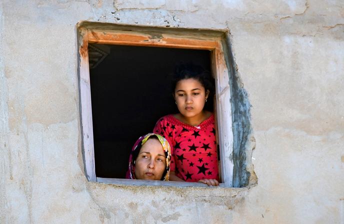 Des femmes confinées à la maison, dans la ville portuaire de Safi, le 9 juin.