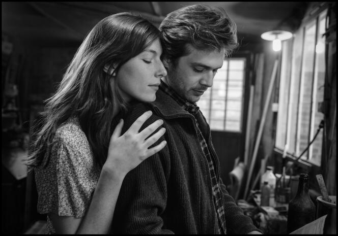 Louise Chevillotte (Geneviève) et Logann Antuofermo (Luc) dans « Le Sel des larmes », de Philippe Garrel.