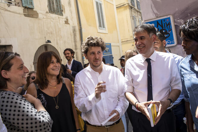 Michèle Rubirola accueille Julien Bayou et Olivier Faure avec Benoît Payan, lors de la campagne municipale, à Marseille, le 22 juin.
