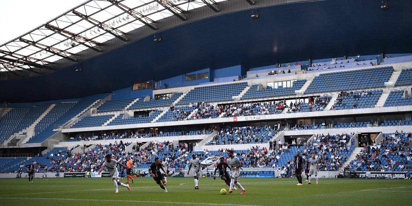 Ce N Est Quand Meme Pas Pareil Le Football Sans Ses Supporteurs