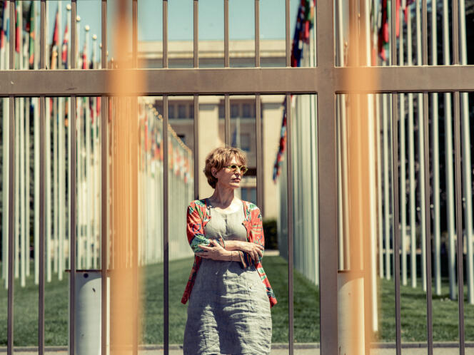 Agnès Callamard, rapporteuse spéciale des Nations unies, devant le siège de l’ONU, en juillet à Genève.