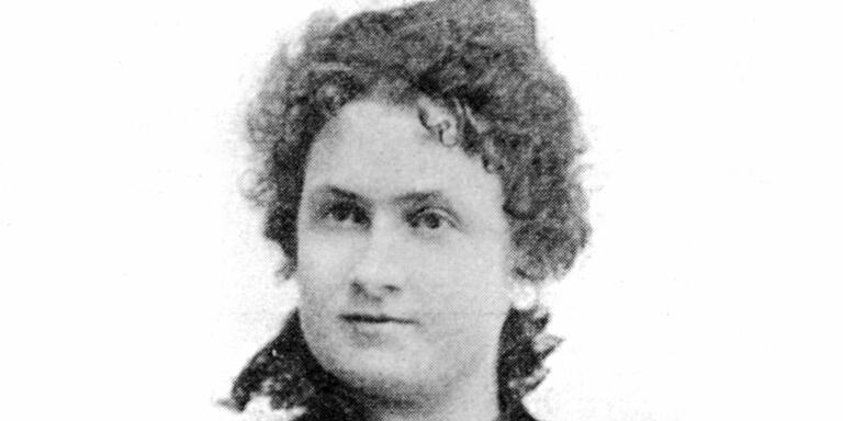 Maria Montessori en 1896. Maria Montessori (1870-1952) etait un medecin et pedagogue italienne, elle mit au point la methode Montessori (methode dite 