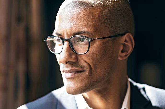 Karim Bouamrane, image of a discreet revolution in Saint-Ouen