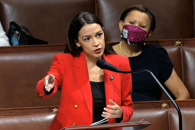 Alexandria Ocasio-Cortez, le 23 juillet à Washington au Congrès.