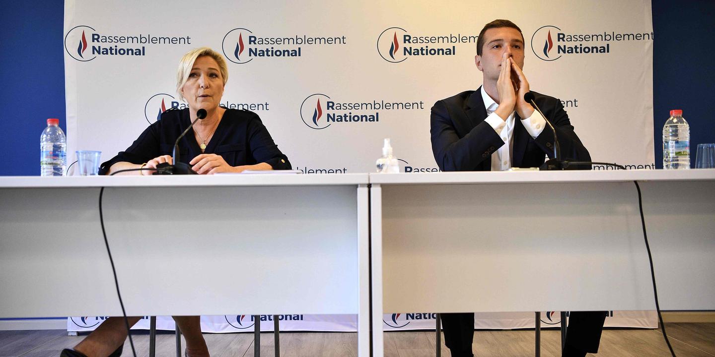 Marine Le Pen Fait Le Menage Au Rassemblement National Avant Les Regionales