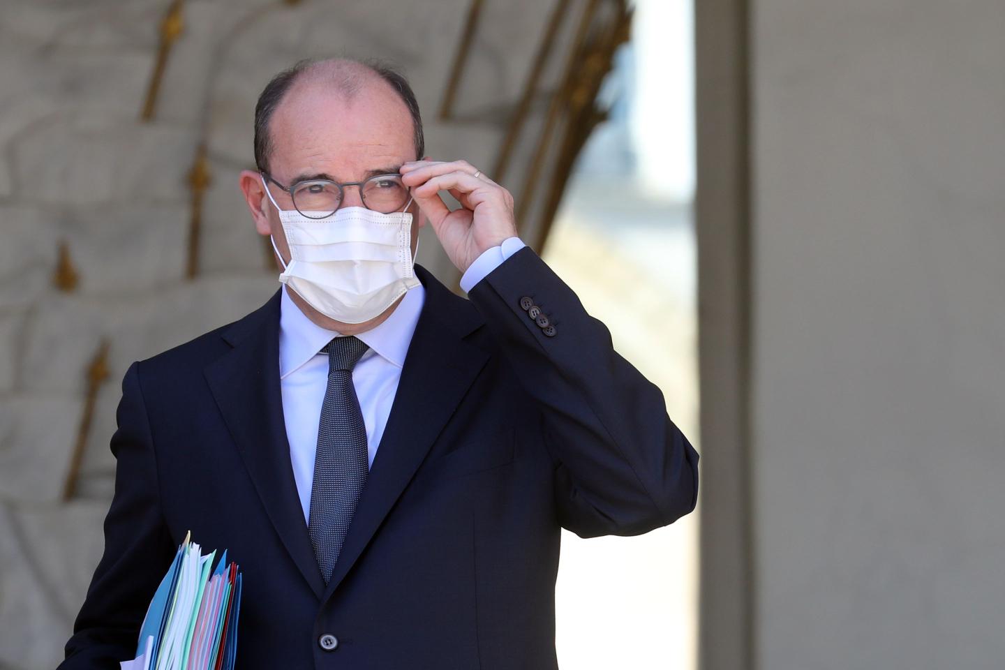 Jean Castex va demander aux préfets d’étendre le port du masque dans l’espace public