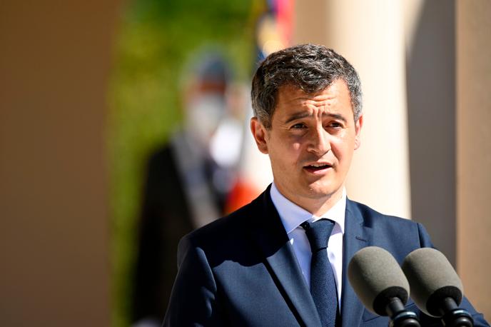 Gerald Darmanin Adopte La Methode De Sarkozy Pour Occuper Le Terrain