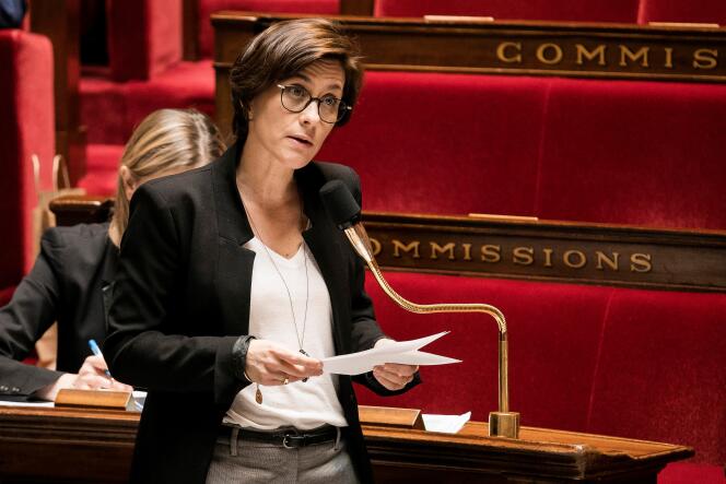 La secrétaire d’Etat à l’exclusion sociale, Christelle Dubos, à l’Assemblée nationale, à Paris, le 5 mai.