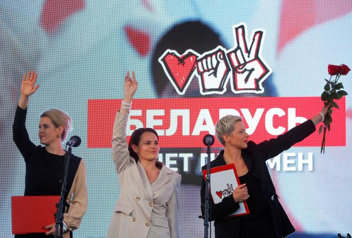 Maria Kolesnikova, Svetlana Tsikhanovskaïa et Veronika Tsepkalo à Minsk (Biélorussie), le 30 juillet.
