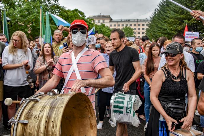 Cela fait maintenant quatre semaines consécutives que des milliers de personnes manifestent à Khabarovsk.