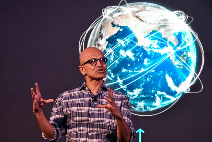 Le PDG de Microsoft, Satya Nadella, s’adresse au sommet de la tech « Future Decoded », à Bangalore (Inde), le 25 février.