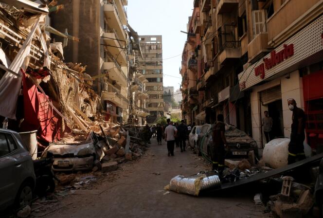 Les rues de Beyrouth mercredi 5 août, au lendemain de l’explosion.