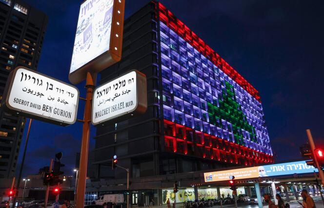 La façade de la mairie de la capitale d’Israël s’est illuminée mercredi soir aux couleurs du Liban