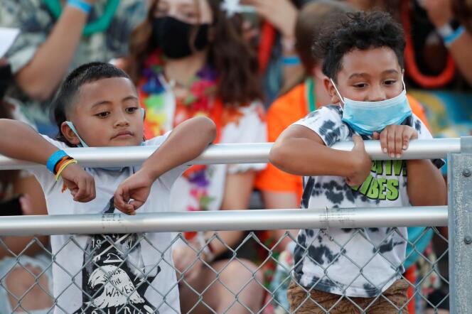 Deux enfants lors d’un match inter-école, à l’école Herriman, dans l’Utah, le 13 août.