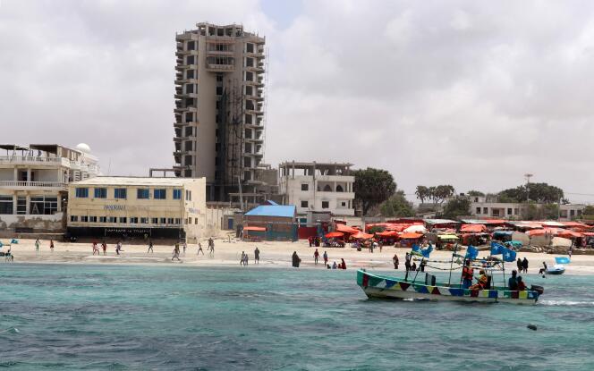 Photo datant d’août 2019 de la plage du Lido, devant l’hôtel Elite, visé par une attaque meurtrière, dimanche 17 août 2020 à Mogadiscio, en Somalie.