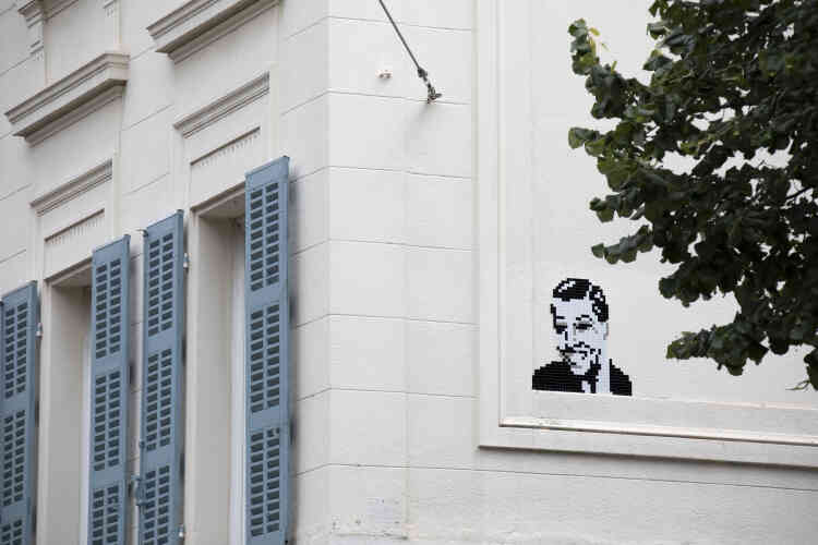 Le portrait de Fernandel, au coin de la rue de sa maison natale (MARS_41, Marseille, 2020).