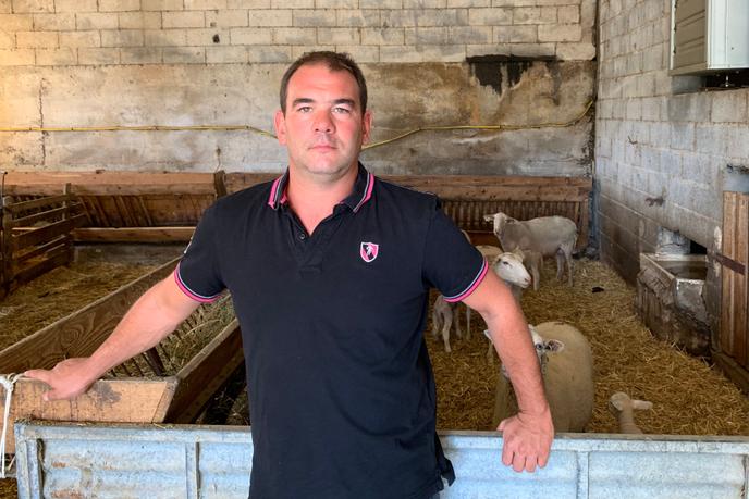 Guillaume Garcin, éleveur d’agneaux à Sisteron.