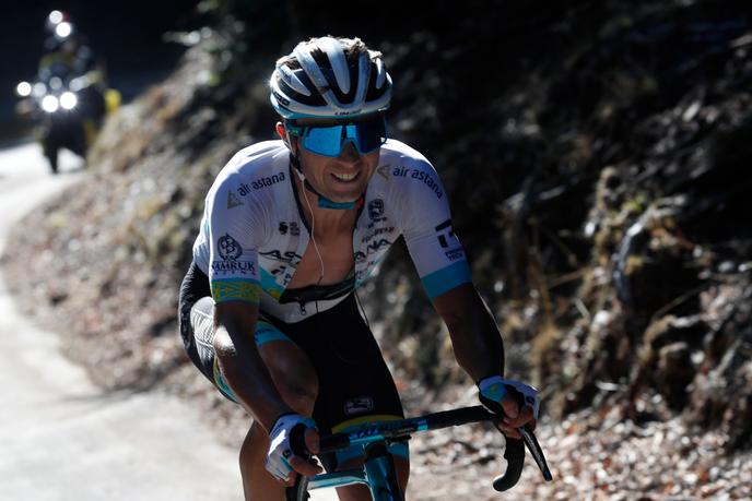 Alexey Lutsenko s’est imposé en solitaire au sommet du mont Aigoual, jeudi.