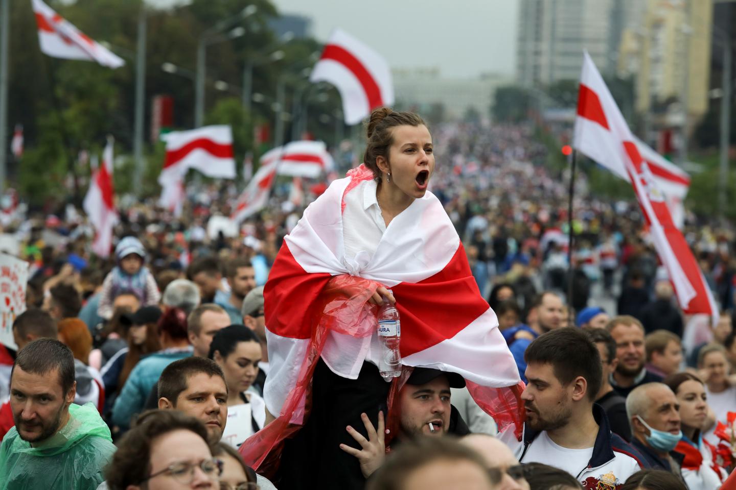 Belarus pardons 30 prisoners sentenced for protests