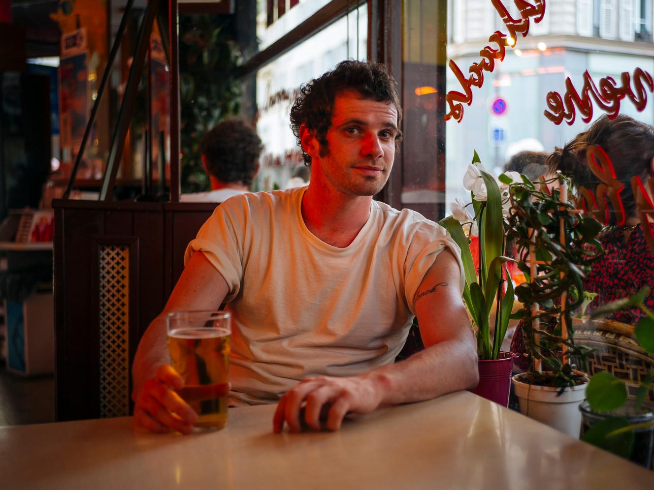 Films Et Séries Tv Avec Félix Moati Un apéro avec Félix Moati : « Le cinéma, c’est pouvoir mentir sans