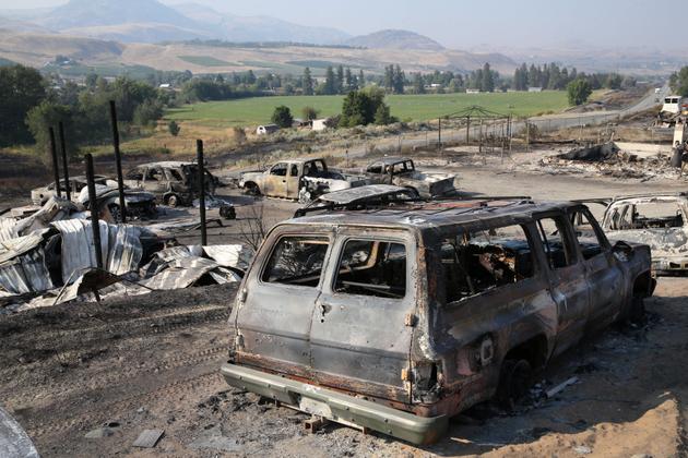 Après que l’incendie Cold Springs a ravagé une zone au sud d’Omak, dans l’Etat de Washington, jeudi 10 septembre.