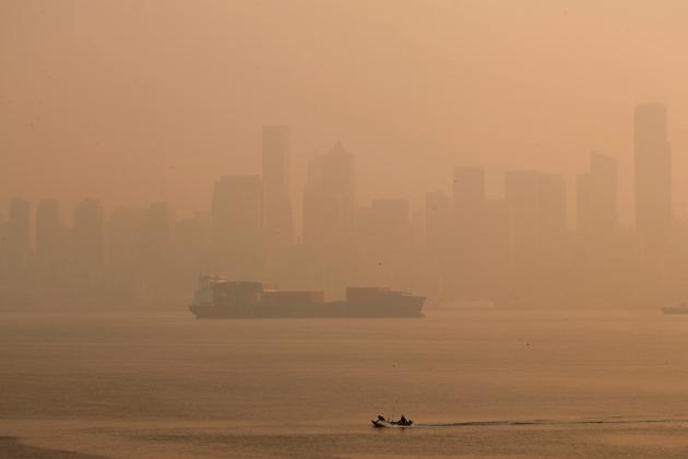 A Seattle, dans l’Etat de Washington, la pollution créée par les incendies de forêt s’est aggravée vendredi 11 septembre.