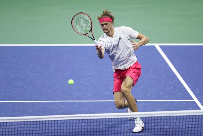 L’Allemand Alexander Zverev, victorieux du marathon contre l’Espagnol Pablo Carreño Busta, en demi-finale de l’US Open, vendredi 11 septembre.