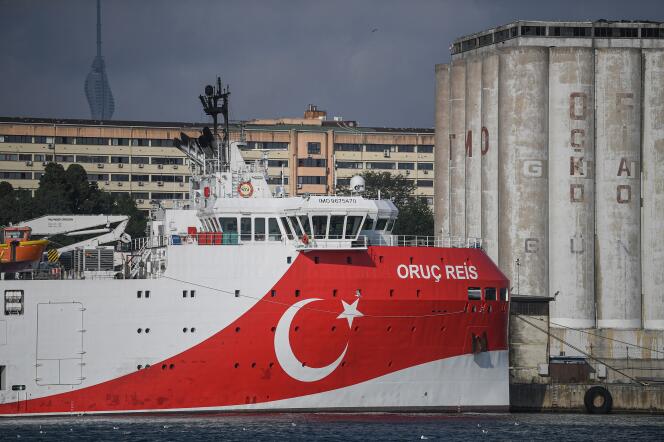 Le navire « Oruç-Reis » à Istanbul, le 23 août 2019.