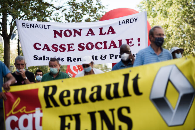 Manifestation pour la hausse des salaires et l’abandon des réformes des retraites et de l’assurance chômage, à Paris, le 17 septembre 2020.
