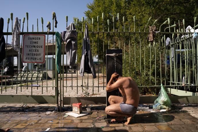 Dans un camp de migrants de Saint-Denis (Seine-Saint-Denis), le 21 septembre 2020.