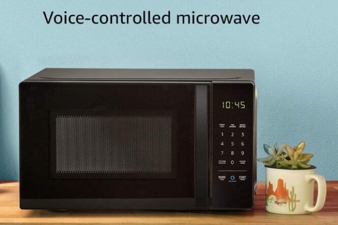 L’AmazonBasics Microwave.