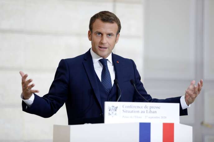 Le président Emmanuel Macron lors d'une conférence de presse sur la situation politique et économique au Liban, le 27 septembre 2020, à Paris.