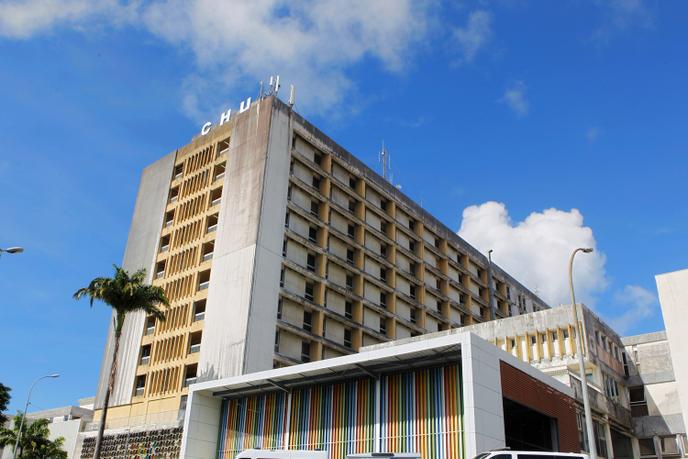 Le CHU de Pointe-à-Pitre, en Guadeloupe, le 24 septembre 2020.
