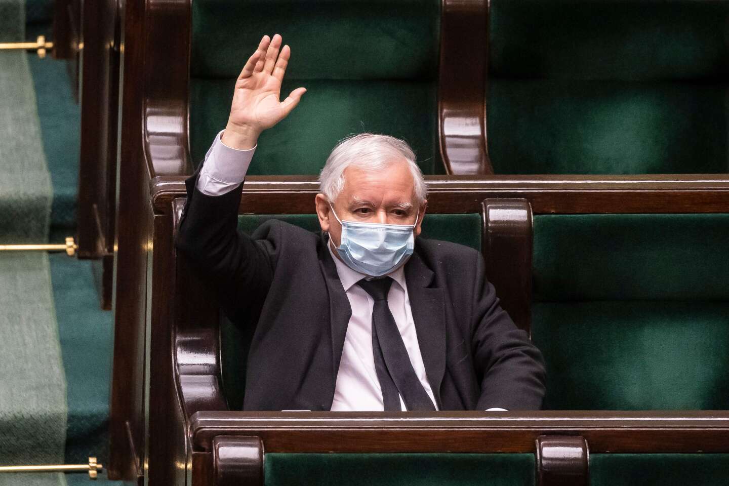 Wicepremierem został Jarosław Kaczyński, siłacz polskiej prawicy konserwatywnej