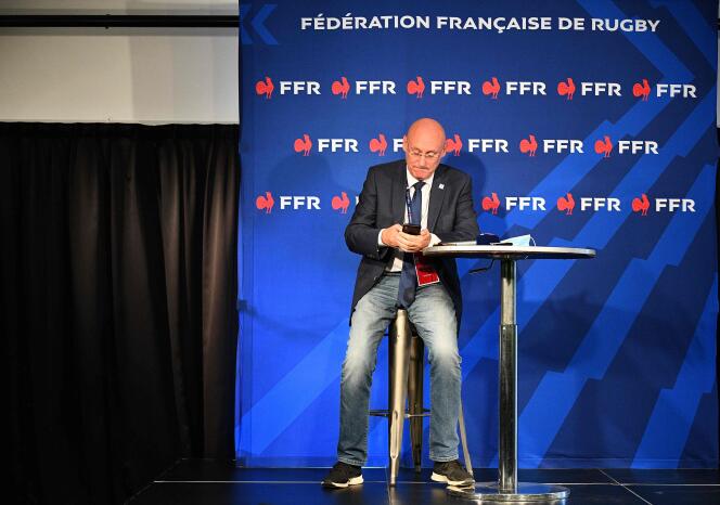 Bernard Laporte a été réélu, samedi 3 octobre, à la présidence de la Fédération française de rugby.