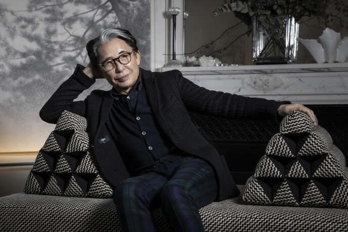 Designer et créateur japonais Kenzo Takada, le 9 janvier 2019 chez lui à Paris.