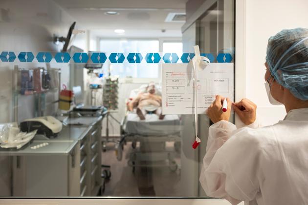 Au service de réanimation Covid-19, à l’hôpital Nord de Marseille, le 2 octobre.