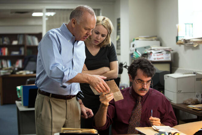 Michael Keaton, Rachel McAdams et Brian d’Arcy James, journalistes enquêteurs de « Spotlight » (2015), de Tom McCarthy.