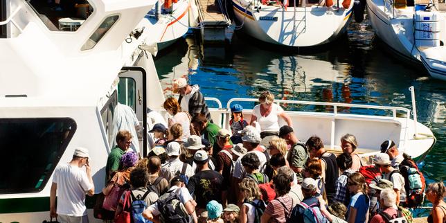 En Bretagne, les îles veulent réguler les grandes marées humaines