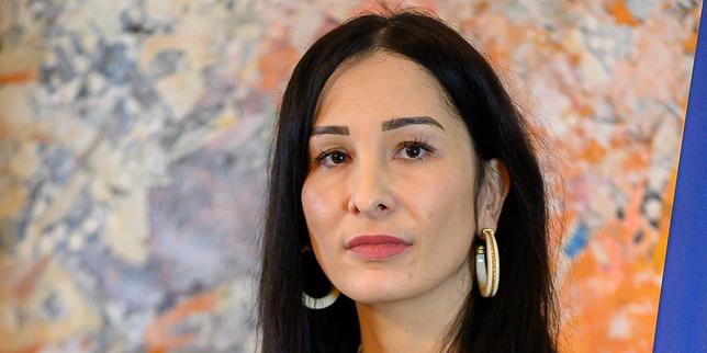 Dix mois après l’affaire Matzneff, la députée Alexandra Louis entend relancer le débat sur les violences sexuelles sur mineur